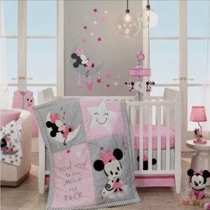 4 Rolls of Minnie Mouse Wall Decals